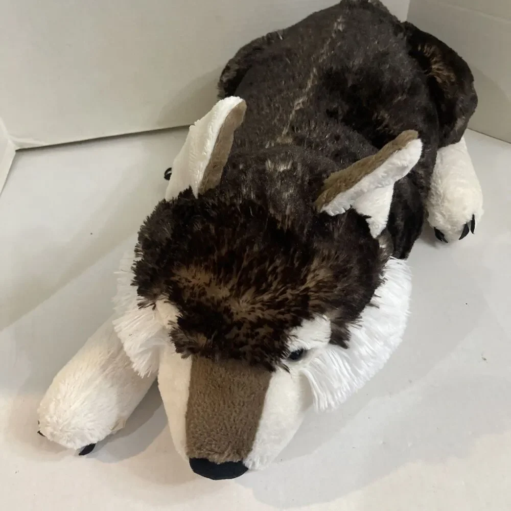 Bass Pro Shop Giant Wold Plush 26 Inches Stuffed Animal Laying